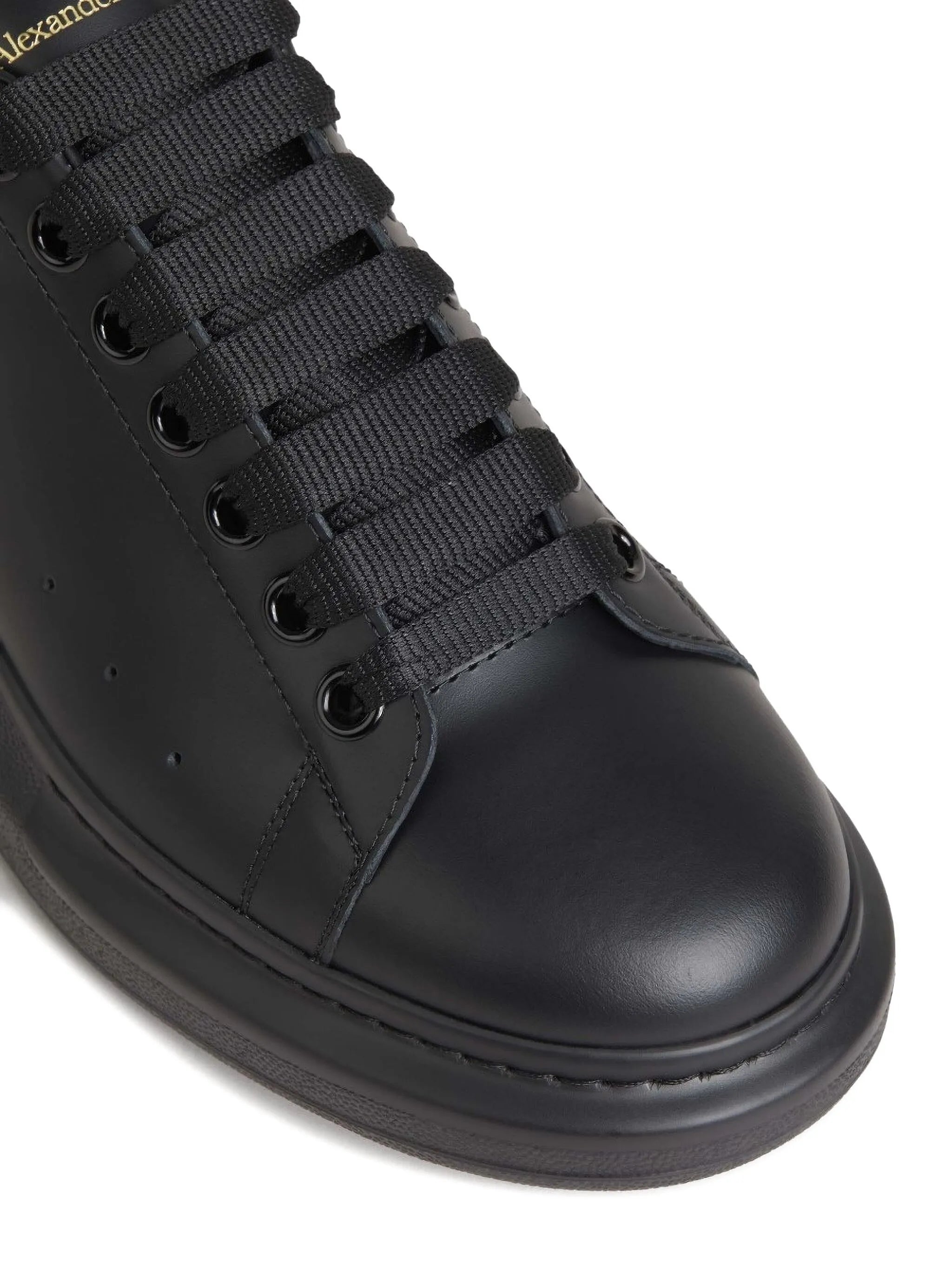 Oversize leather sneakers